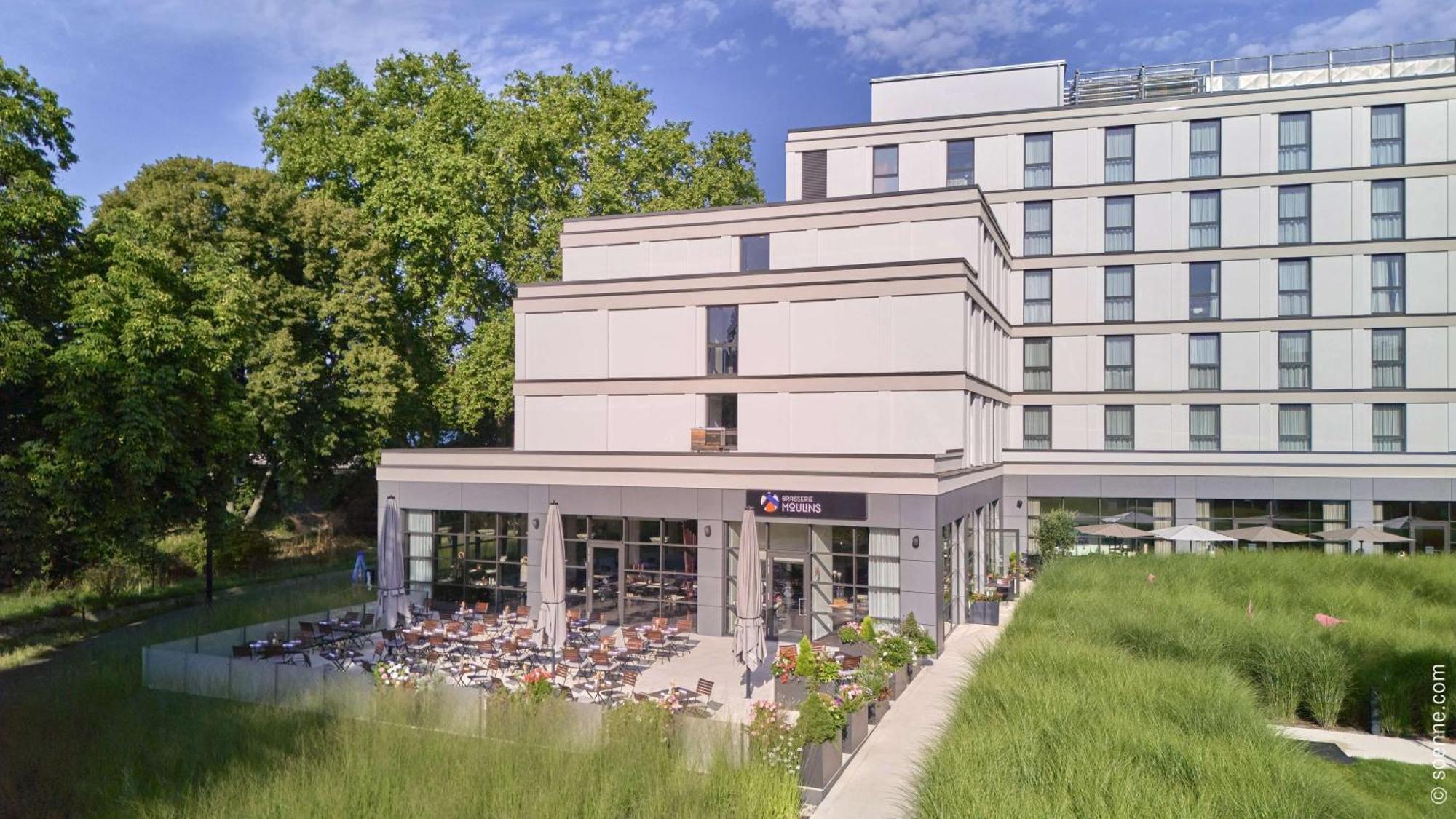 Dorint Parkhotel Frankfurt / Bad Vilbel Exterior foto